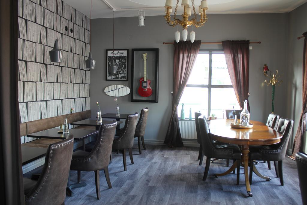 Hotell Aelvdalen ภายนอก รูปภาพ